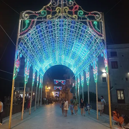 Golden House * Castellammare del Golfo